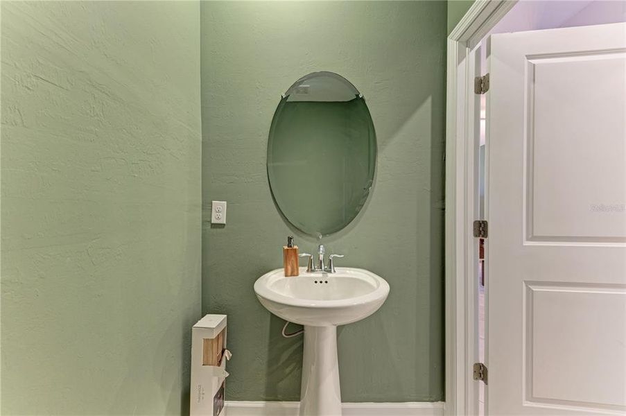 Furnished interior view inside a new home in , Bradenton (Image 27).