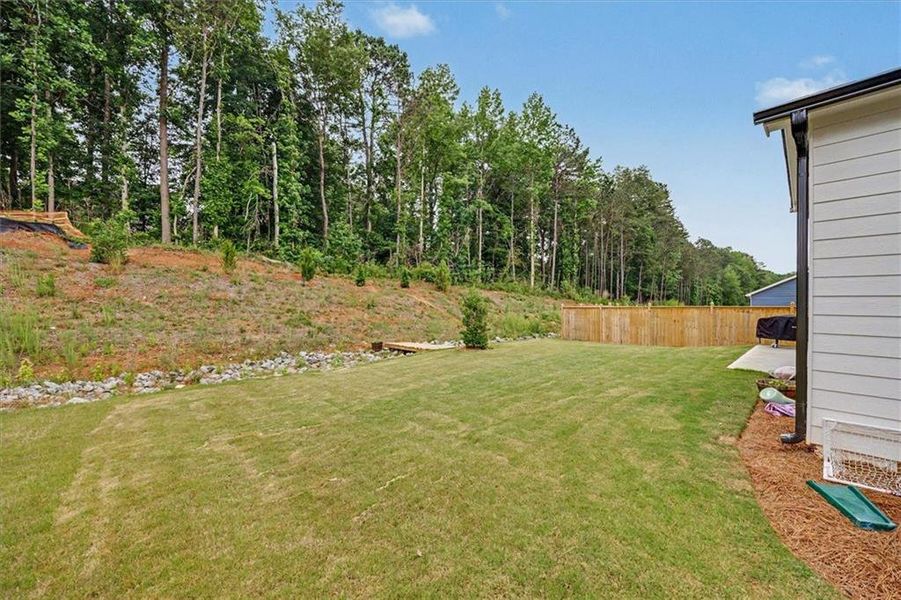 Exterior details and patio area of a home in , Acworth (Image 27).