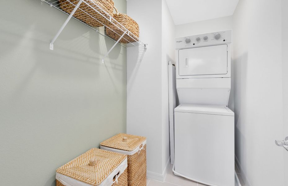 Representative furnished interior of a home built from the Mabel II by Pulte Homes in Parkside Trails, Clermont (Image 7).