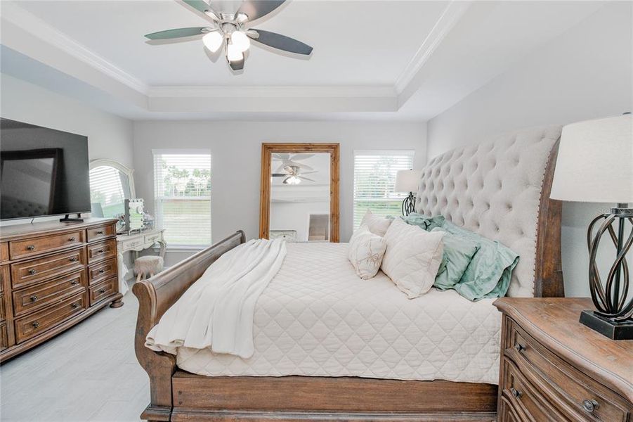 Furnished interior view inside a new home in , Auburndale (Image 25).