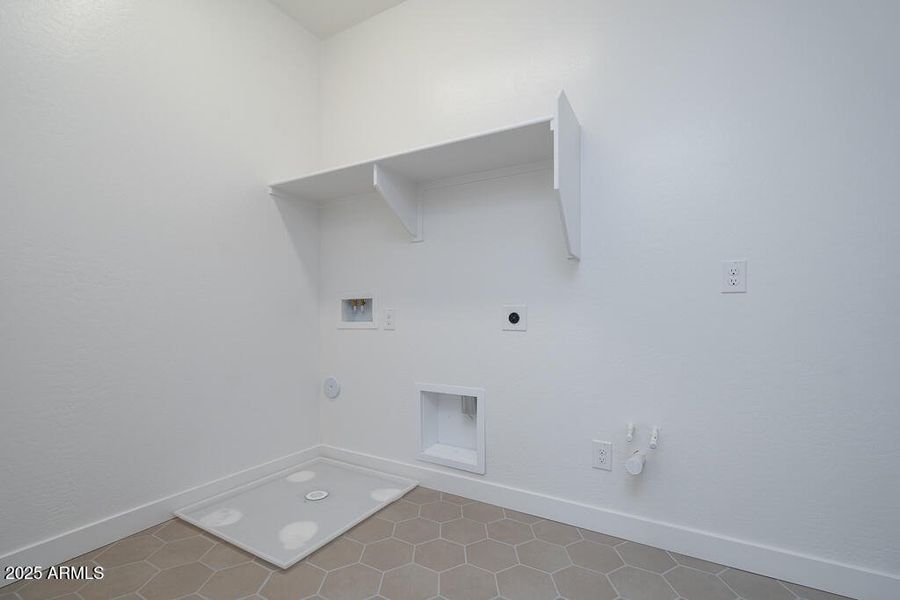 Tri Pointe Terraza 30 - Laundry-1MLS Tri Pointe Terraza 30 - Laundry-1MLS