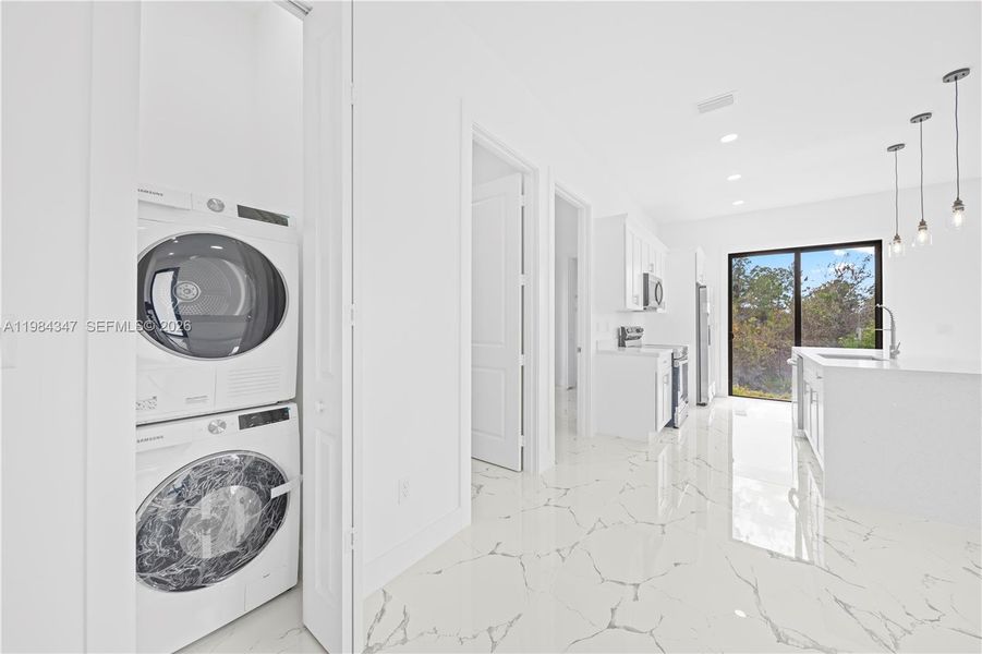 Furnished interior view inside a new home in , Lehigh Acres (Image 5).