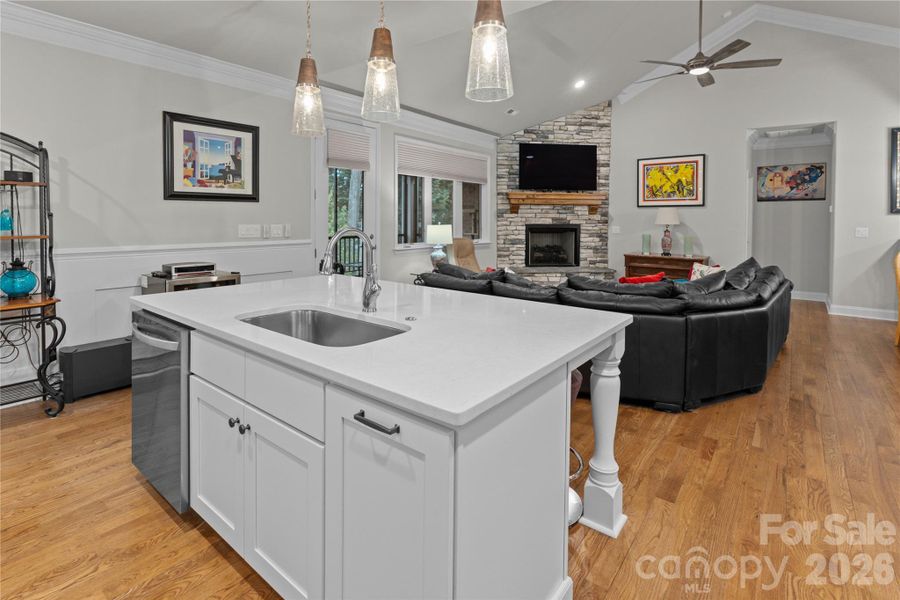 Wonderful open floor plan perfect for entertaining.