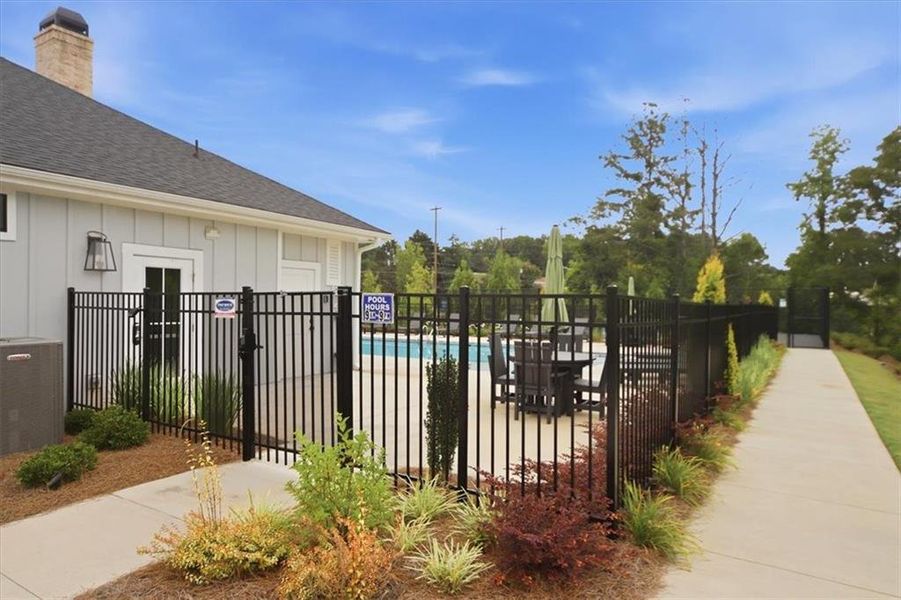 Community amenities in , Canton (Image 43). Community amenities in , Canton (Image 43).