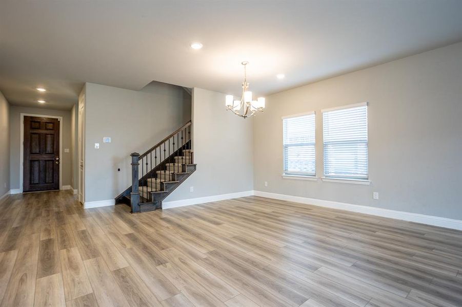 Spacious, unfurnished interior of a new home in , Corinth (Image 19).