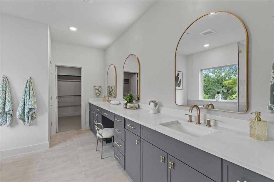 Furnished interior view inside a new home in , Lake Dallas (Image 4). Furnished interior view inside a new home in , Lake Dallas (Image 4).