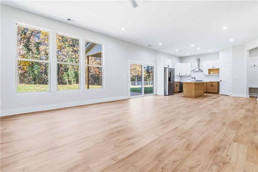 Spacious, unfurnished interior of a new home in , College Park (Image 12).