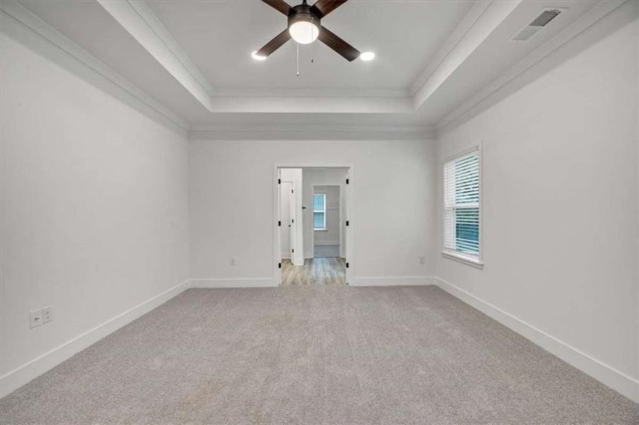 Spacious, unfurnished interior of a new home in Tuscany Hills, Douglasville (Image 41).
