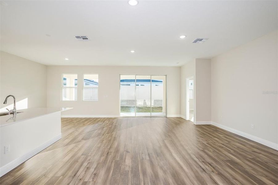 Spacious, unfurnished interior of a new home in Pasadena Woods, Dade City (Image 15). Spacious, unfurnished interior of a new home in Pasadena Woods, Dade City (Image 15).