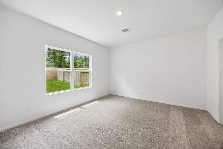 Spacious, unfurnished interior of a new home in Magnolia Springs, Montgomery (Image 25).