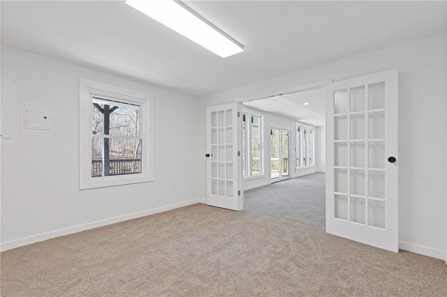 Spacious, unfurnished interior of a new home in , Gainesville (Image 60).