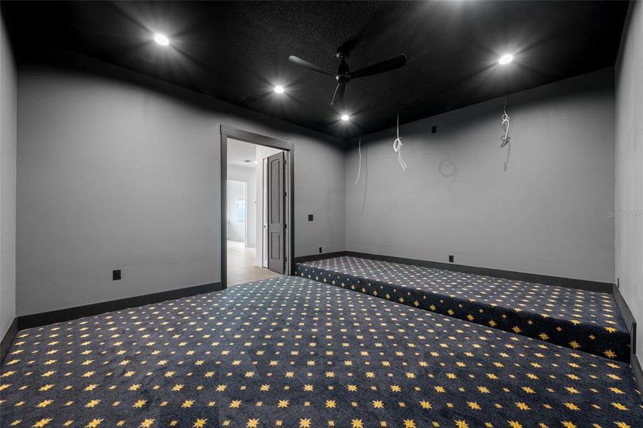 Image 74 of a home in .