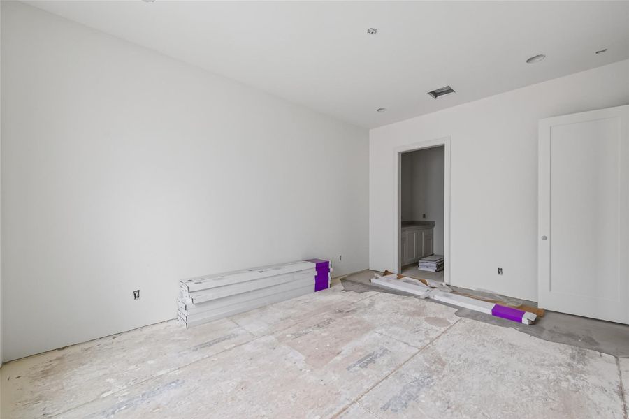 Secondary bedroom upstairs