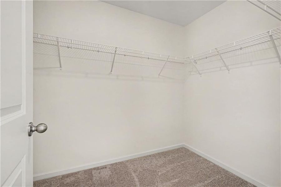 Spacious, unfurnished interior of a new home in Casteel, Bethlehem (Image 28).