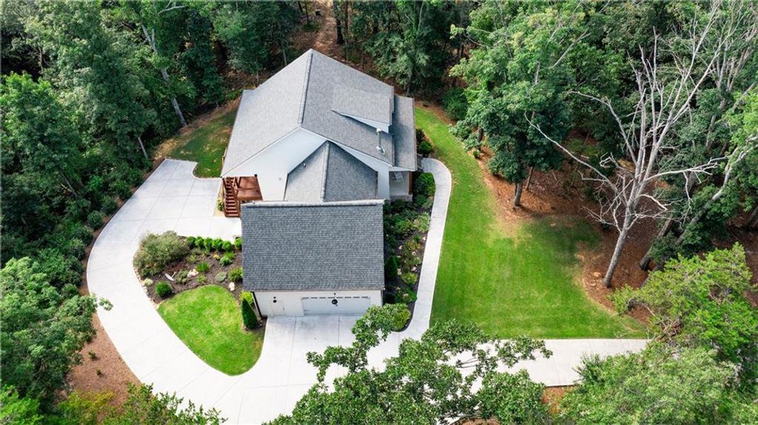 Front exterior of a new home in , Rydal, GA, highlighting curb appeal (Image 26). Front exterior of a new home in , Rydal, GA, highlighting curb appeal (Image 26).
