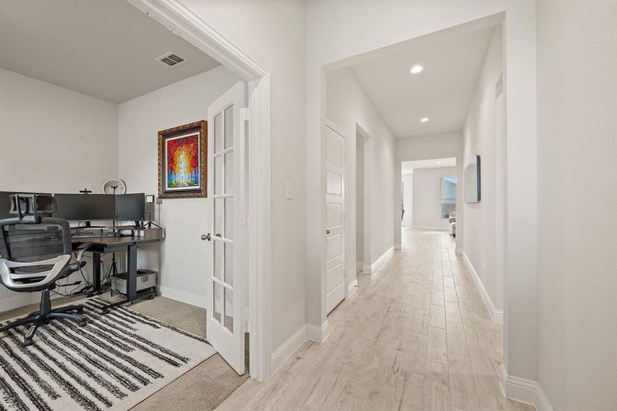 Furnished interior view inside a new home in Timberbrook, Justin (Image 31).