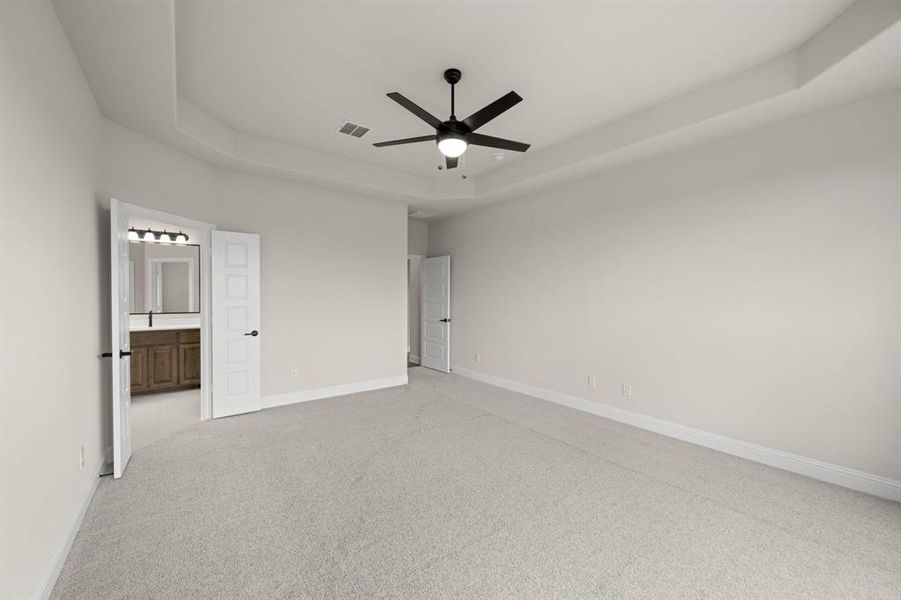 Spacious, unfurnished interior of a new home in Mockingbird Hills, Joshua (Image 16).