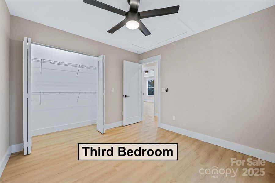 Spacious, unfurnished interior of a new home in , Maggie Valley (Image 24).