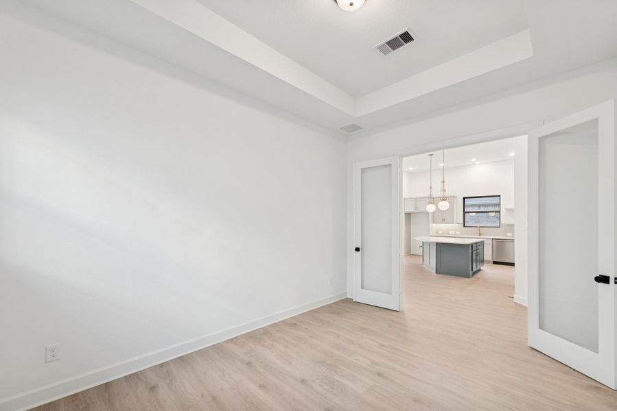 Spacious, unfurnished interior of a new home in Kresston, Magnolia (Image 23).