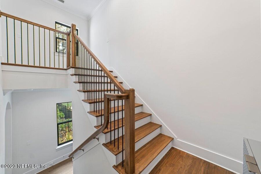 Image 100 of a home in .