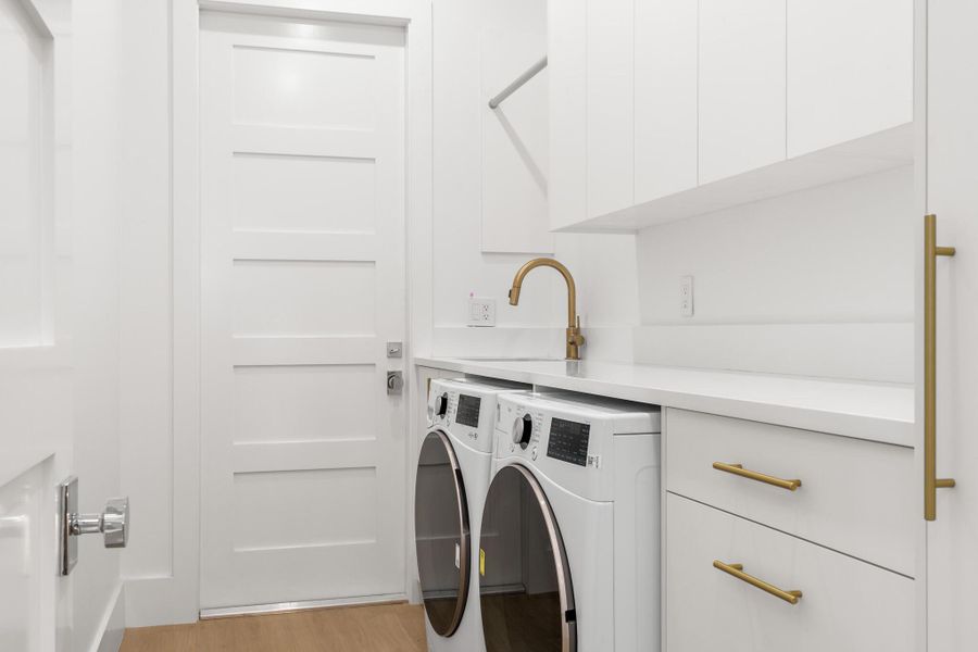 Close-up of interior finishes inside a home in , Boynton Beach (Image 18). Close-up of interior finishes inside a home in , Boynton Beach (Image 18).