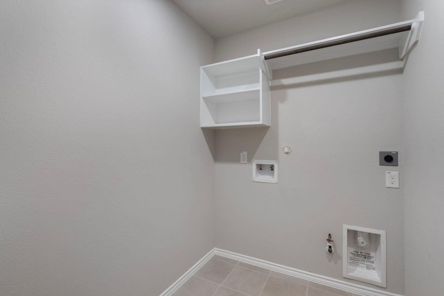 Spacious, unfurnished interior of a new home in , Spring (Image 28).