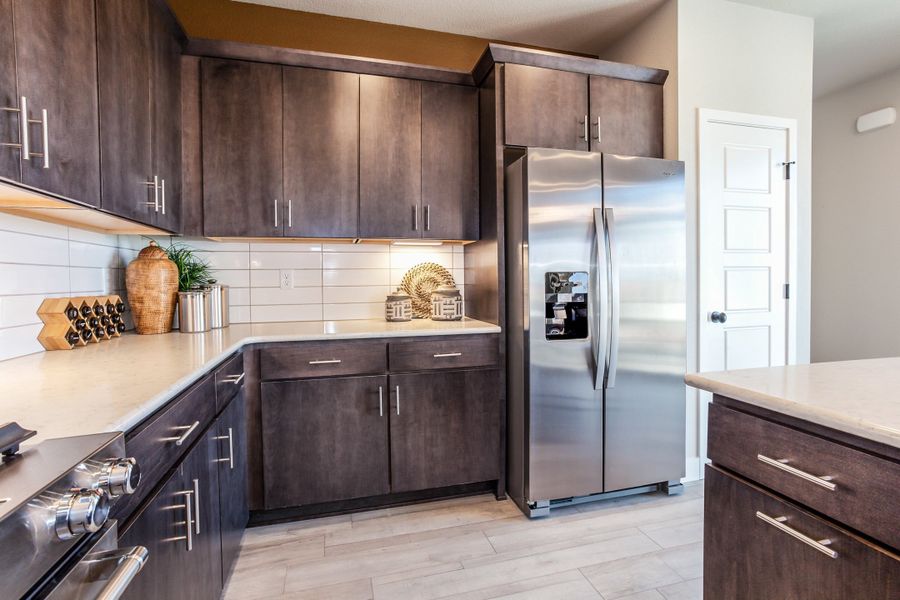 Representative furnished interior of a home built from the Galileo by Hartford Homes in Trailside, Timnath (Image 34).