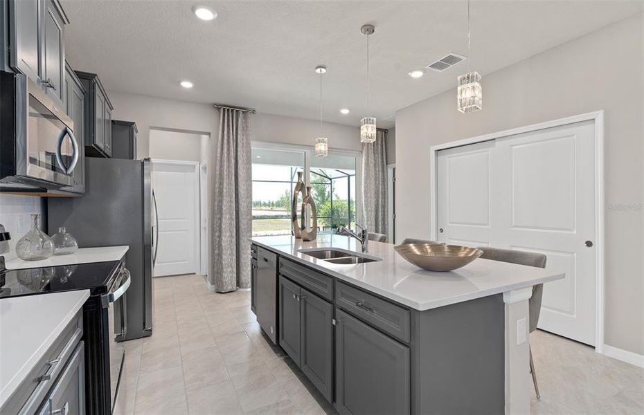 Furnished interior view inside a new home in Windsor Cay Resort, Clermont (Image 11).