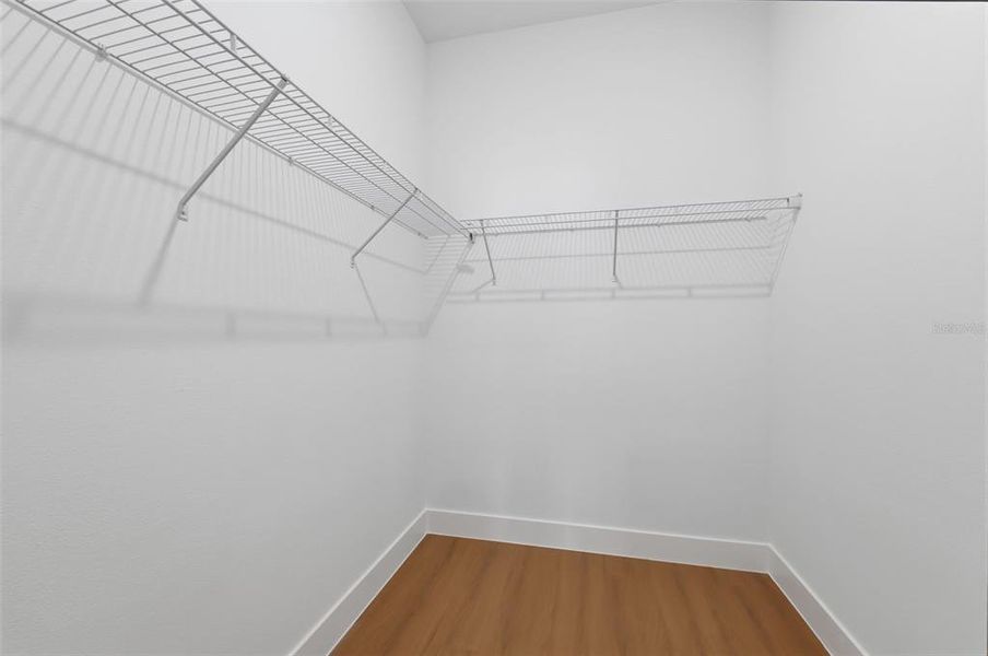 Spacious, unfurnished interior of a new home in , Ocala (Image 28).