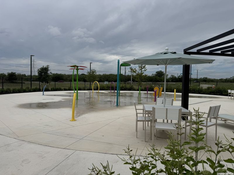 Community amenities in Winding Creek, New Braunfels (Image 30). Community amenities in Winding Creek, New Braunfels (Image 30).