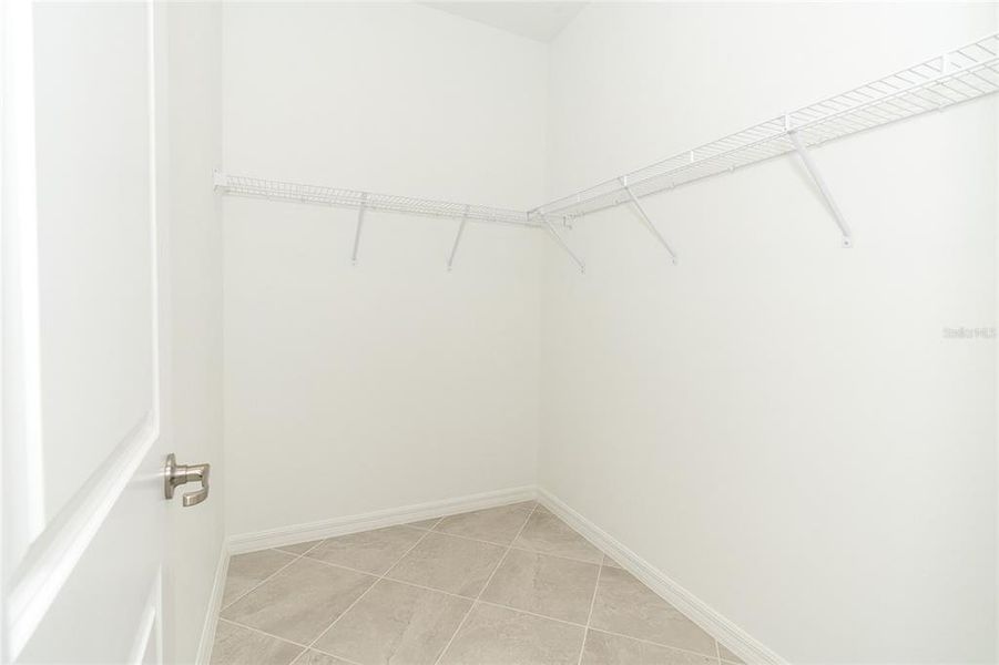 Spacious, unfurnished interior of a new home in , Port Charlotte (Image 23).