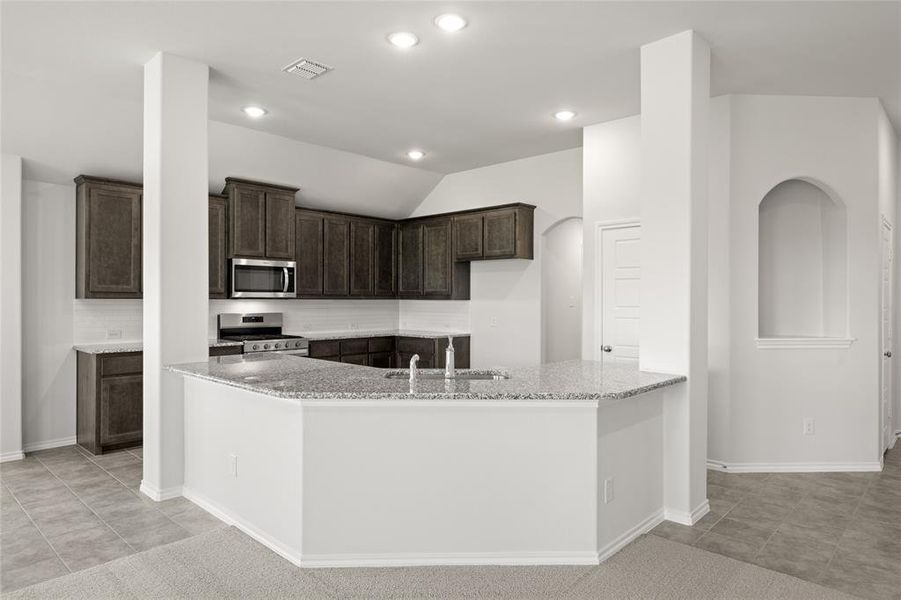 Furnished interior view inside a new home in Chisholm Hills, Cleburne (Image 14).