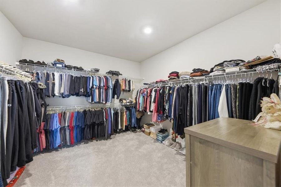Close-up of interior finishes inside a home in Falls Creek, Flowery Branch (Image 25).