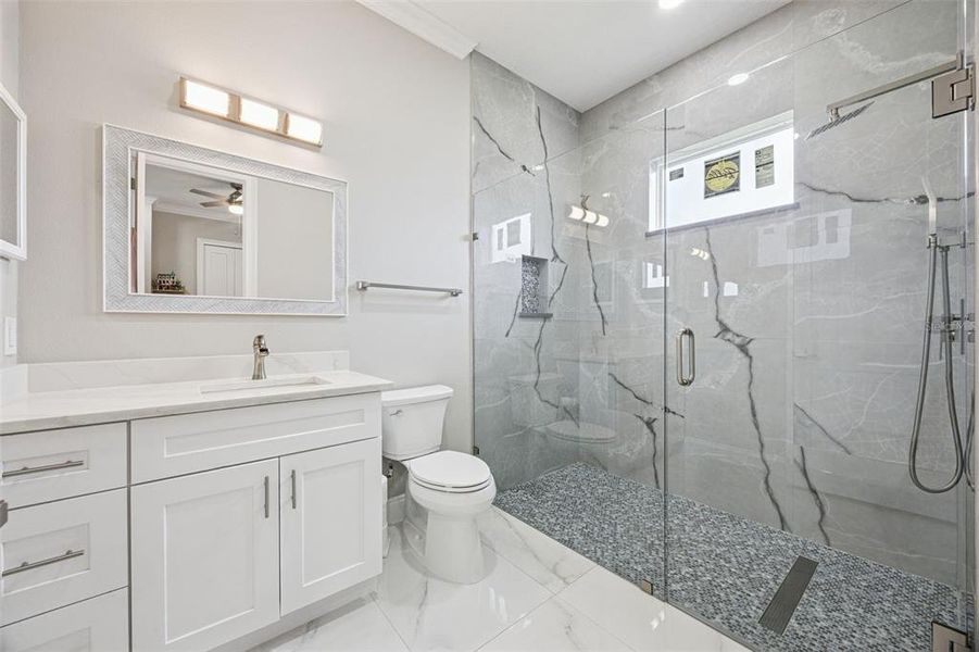 Furnished interior view inside a new home in , Clermont (Image 13).