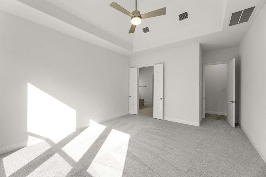 Representative unfurnished interior of a home built from the Brennan II by Pacesetter Homes in Nelson Lake, Rockwall (Image 30).