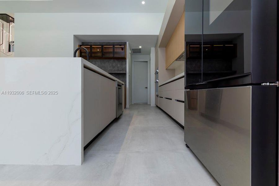 Furnished interior view inside a new home in , Cape Coral (Image 7).