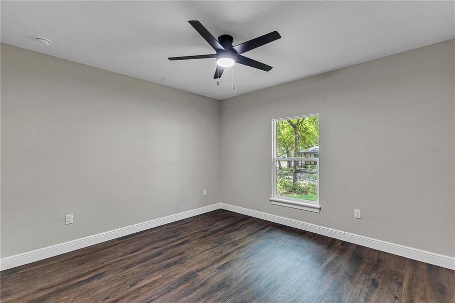 Spacious, unfurnished interior of a new home in , Orange City (Image 26).