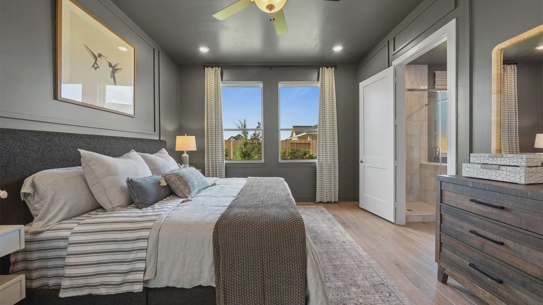 Representative furnished interior of a home built from the Bonneville by Chesmar Homes in Attwater 55s, Waller (Image 28).