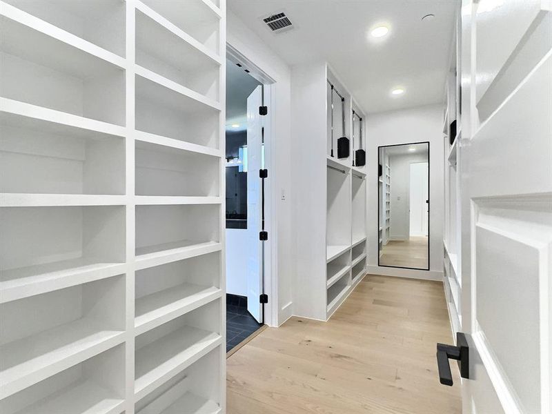 Image 13 of a home in . Image 13 of a home in .