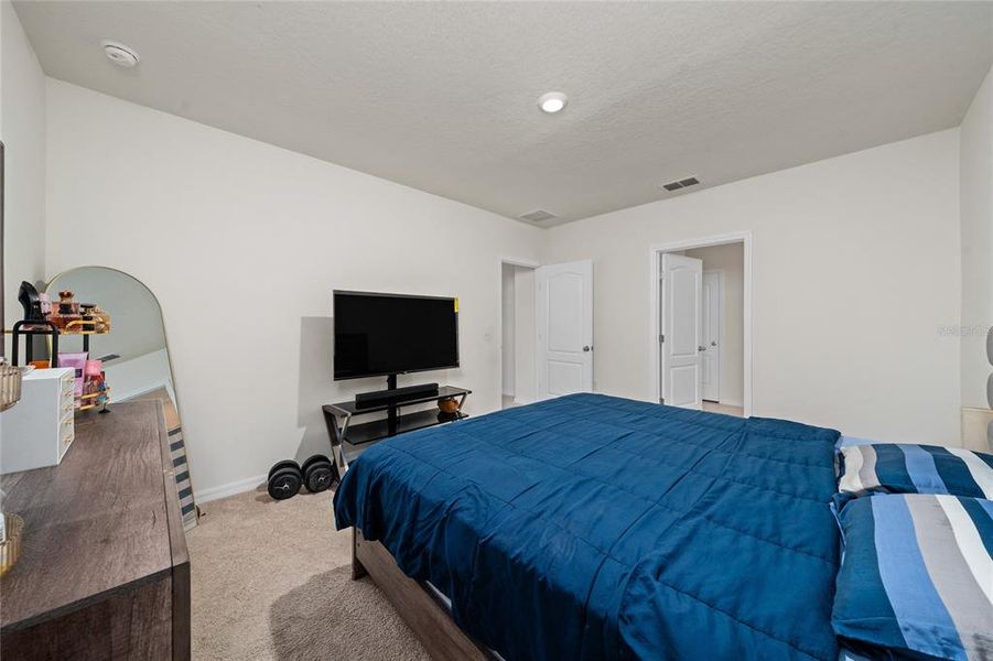 Furnished interior view inside a new home in , Haines City (Image 6).