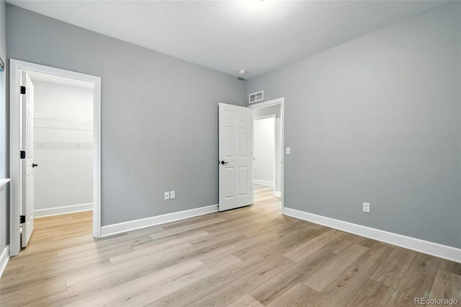 Spacious, unfurnished interior of a new home in Creekside Village, Thornton (Image 19).