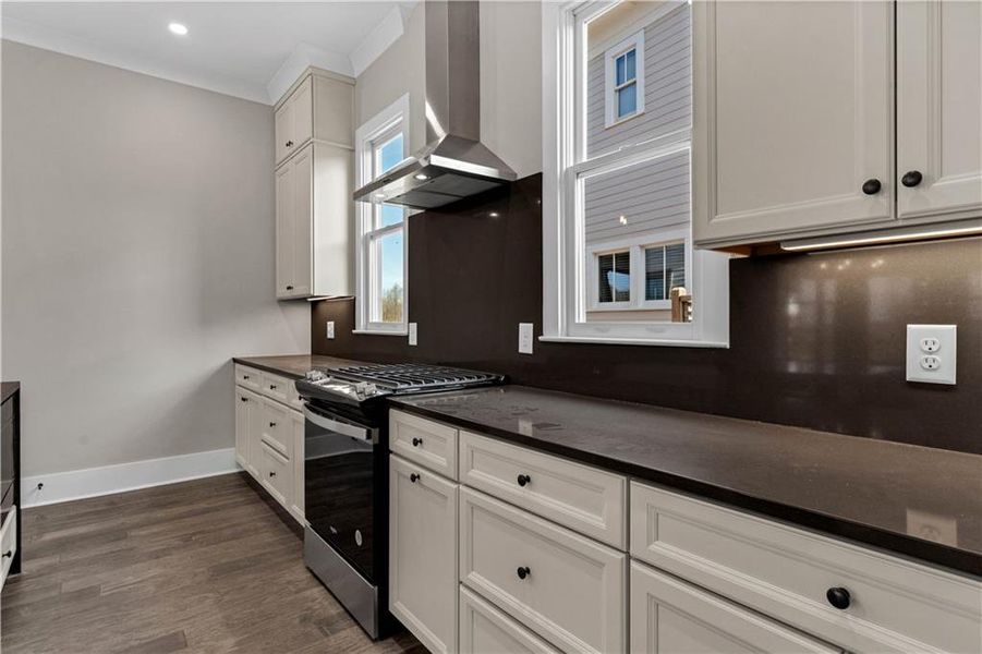 Furnished interior view inside a new home in Eastmore, Conyers (Image 15).