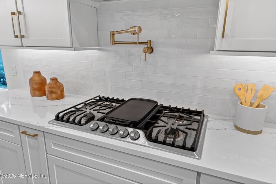 Close-up of interior finishes inside a home in , Ponte Vedra (Image 20).