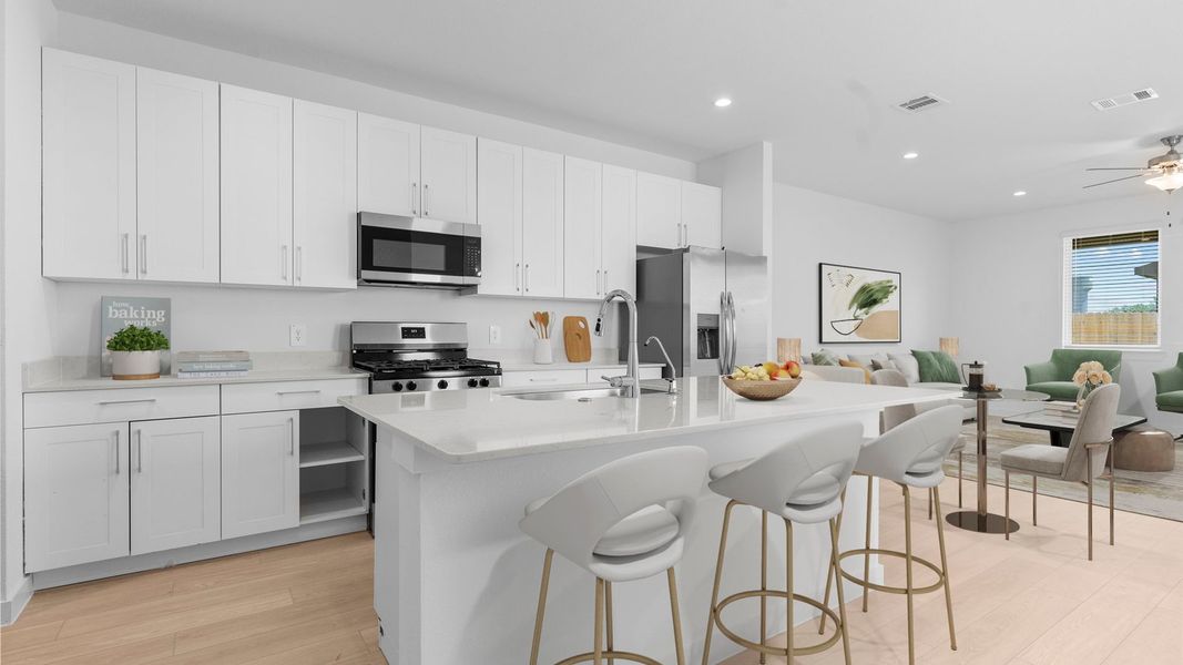 Furnished interior view inside a new home in Murphy Village, Missouri City (Image 10).