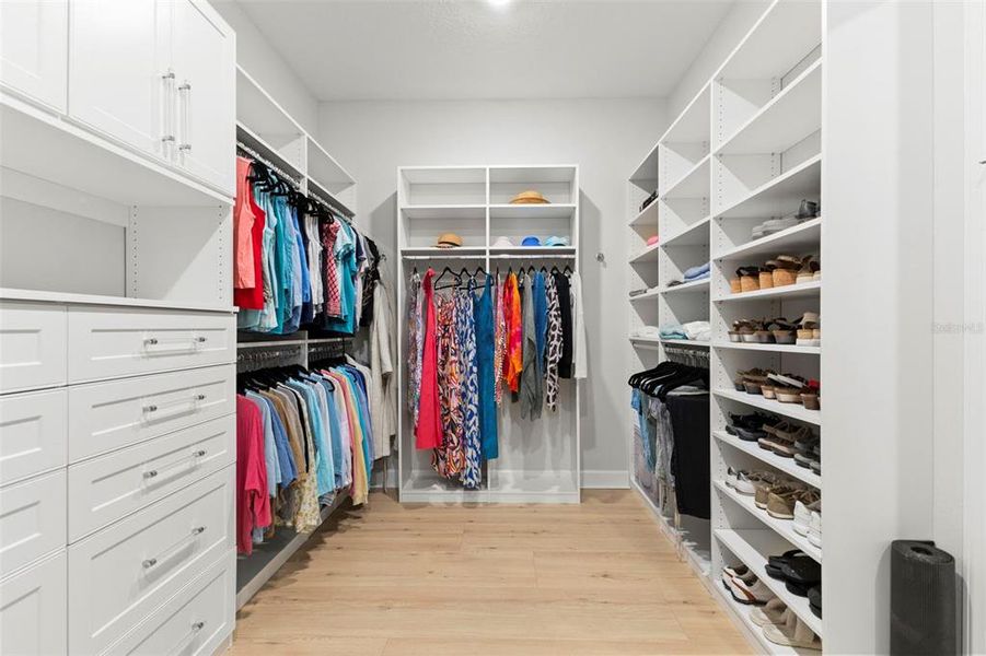 Furnished interior view inside a new home in , Lakewood Ranch (Image 54).