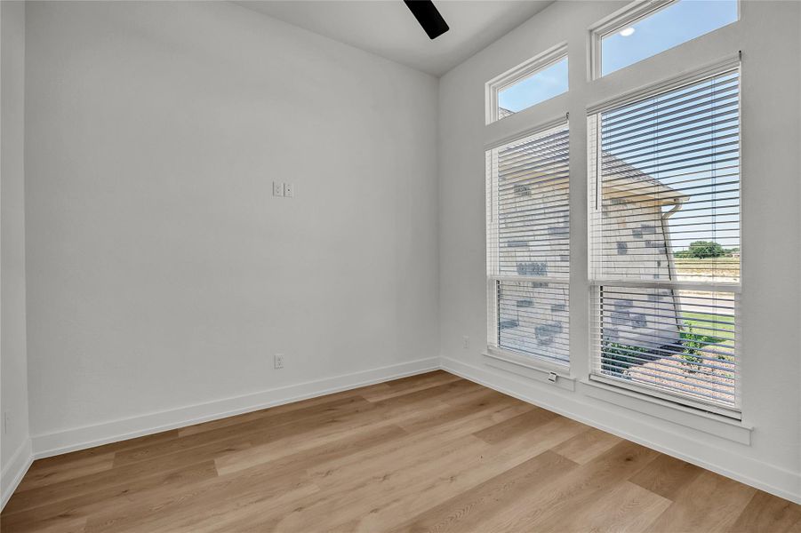 Spacious, unfurnished interior of a new home in King Oaks, Salado (Image 21). Spacious, unfurnished interior of a new home in King Oaks, Salado (Image 21).