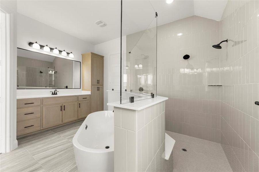 22. 335 Waterview - Bath (2)