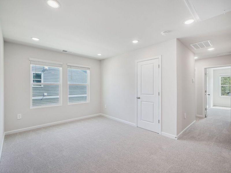 Spacious, unfurnished interior of a new home in The Rows at Buffaloe Reserve, Raleigh (Image 11). Spacious, unfurnished interior of a new home in The Rows at Buffaloe Reserve, Raleigh (Image 11).