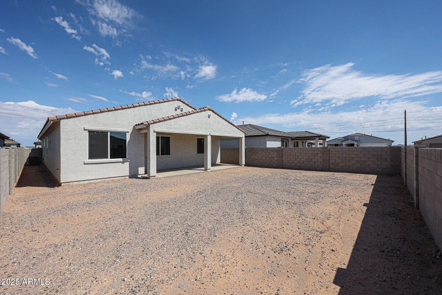 36_RED-74-Century-Communities_large-yard