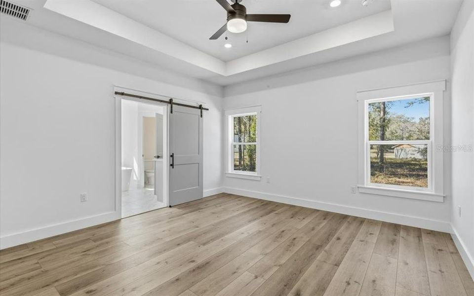 Spacious, unfurnished interior of a new home in , Lake City (Image 42).